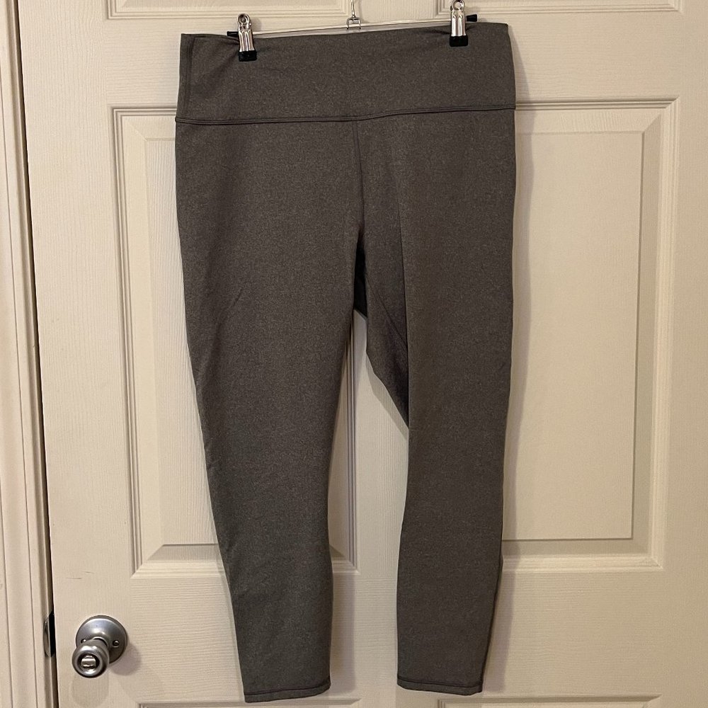 Fabletics Powerhold 7/8 Leggings
